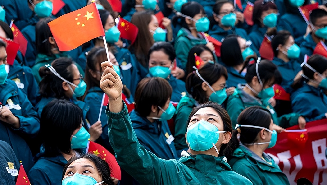 20多岁张珊珊,35家公司身价百亿涉嫌造假,强大的家族曝光