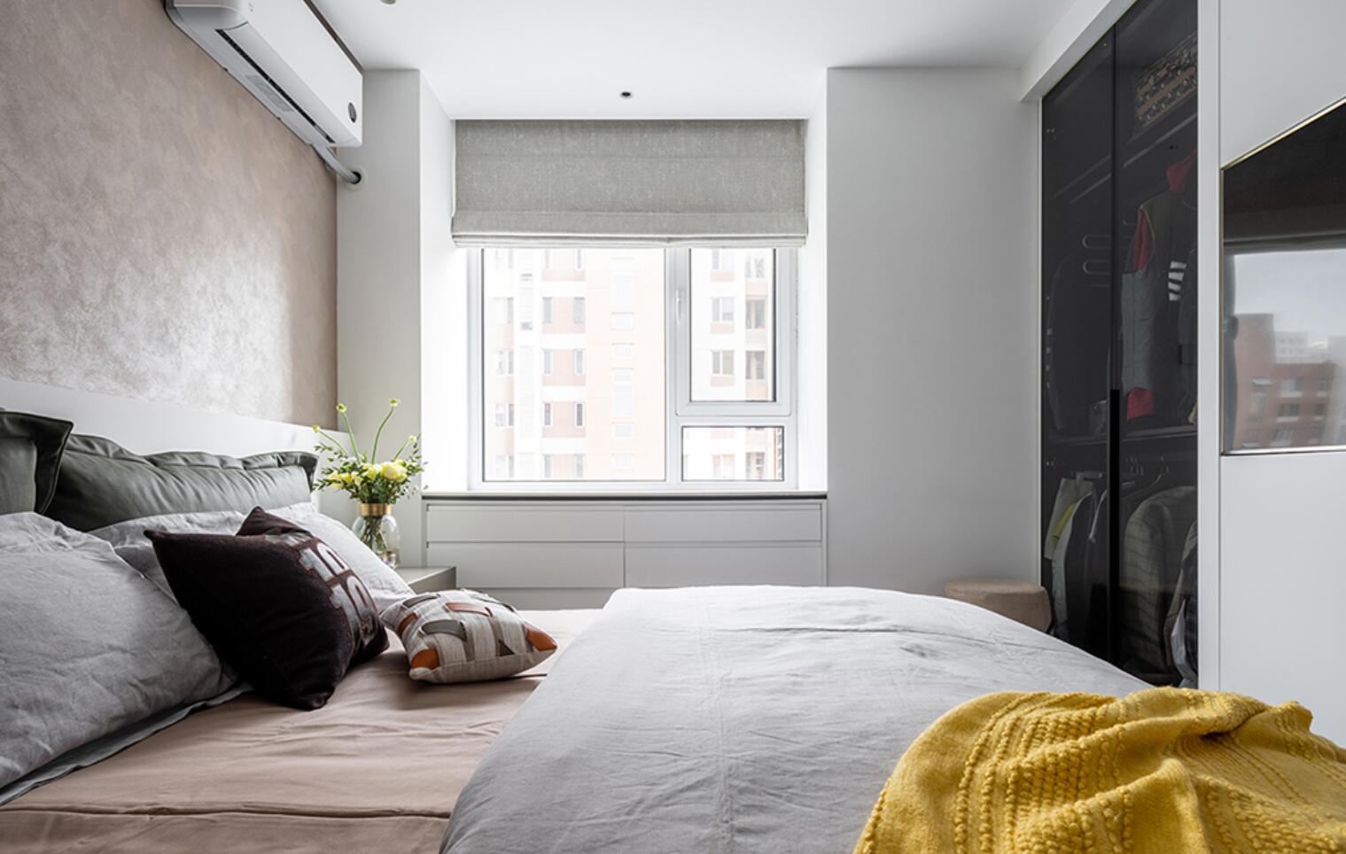 110㎡的户型，餐厅却只有巴掌大，她以逆向思维改造后，超舒适