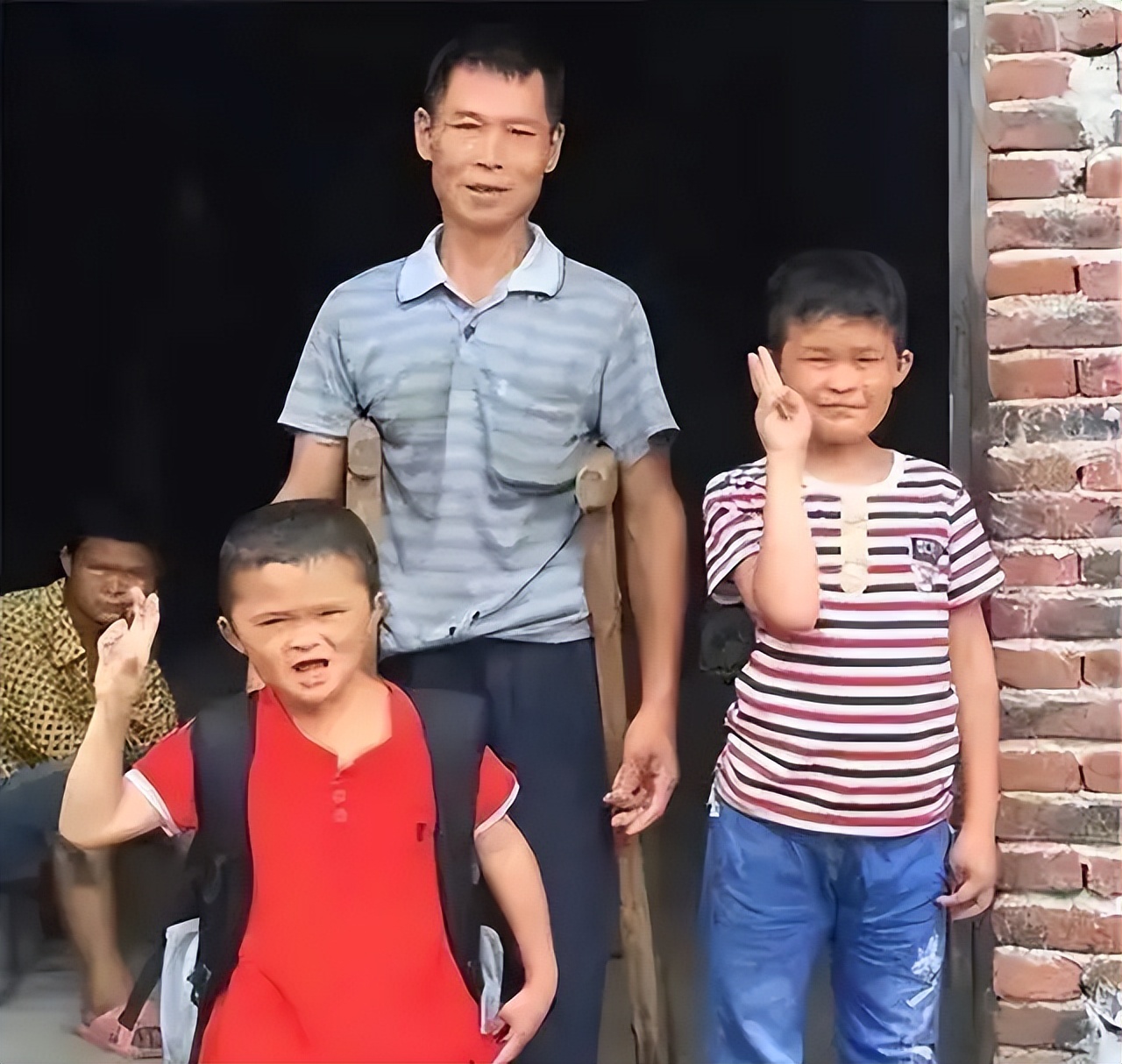 2015年,江西7岁男孩范小勤因酷似"马云"爆红,如今怎样了?