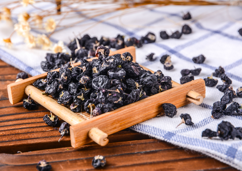 提醒女人：常吃5种天然“花青素”，肤色白皙有光泽，素颜也耐看