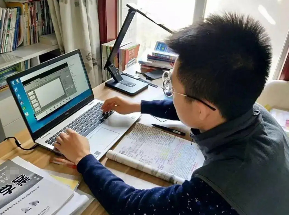 辽宁省的好消息来了，多地“线下教学”时间确定，家长们欢呼雀跃