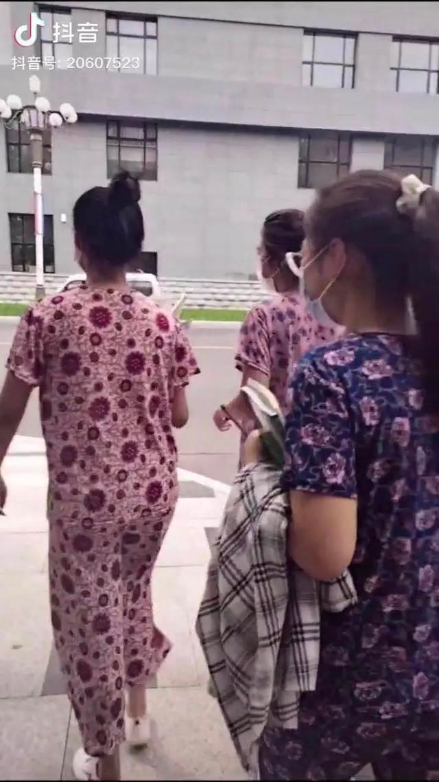 封校的当代大学生现状