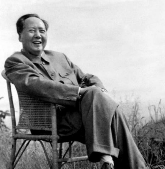 58年田云玉犯错，写了一份特别的检讨，毛主席听后笑得直不起腰来