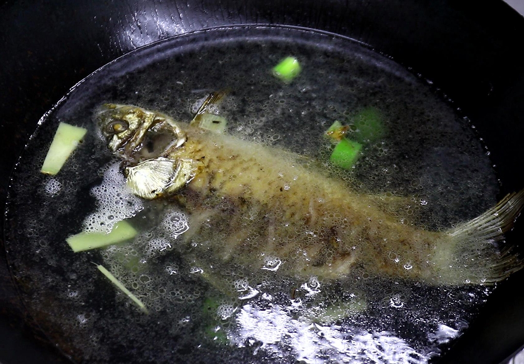 强烈建议中老年人：如果不差钱，常吃6种食物，强过天天吃保健品