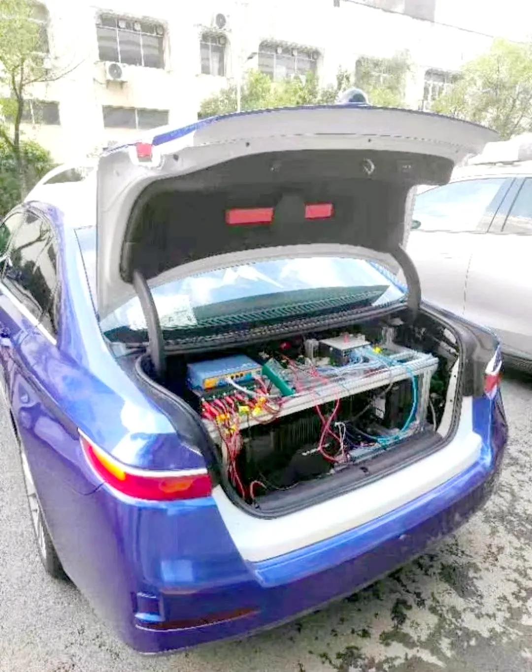 小米自动驾驶电动车来了，大家怎么看？