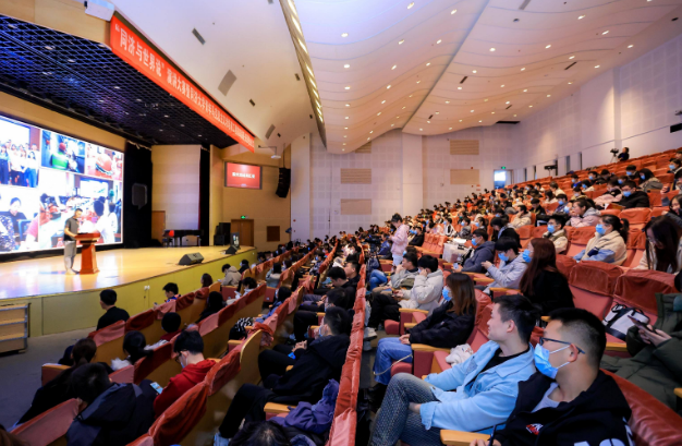 大学生之间的“黑色交易”，后续麻烦少不了，学生要引以为戒