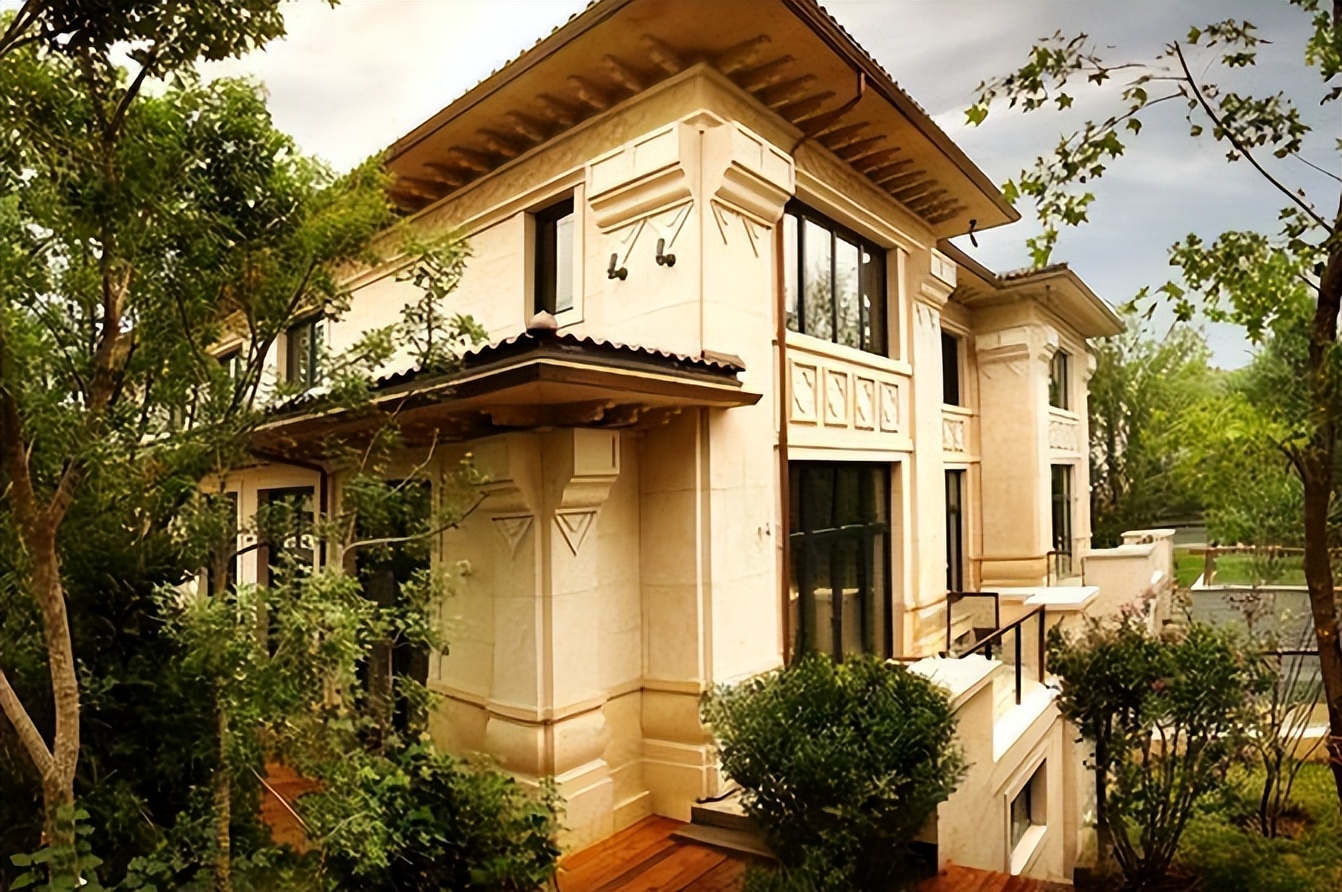 2001年，北大女学生谋杀已婚情夫：我得不到的，别人也别想得到