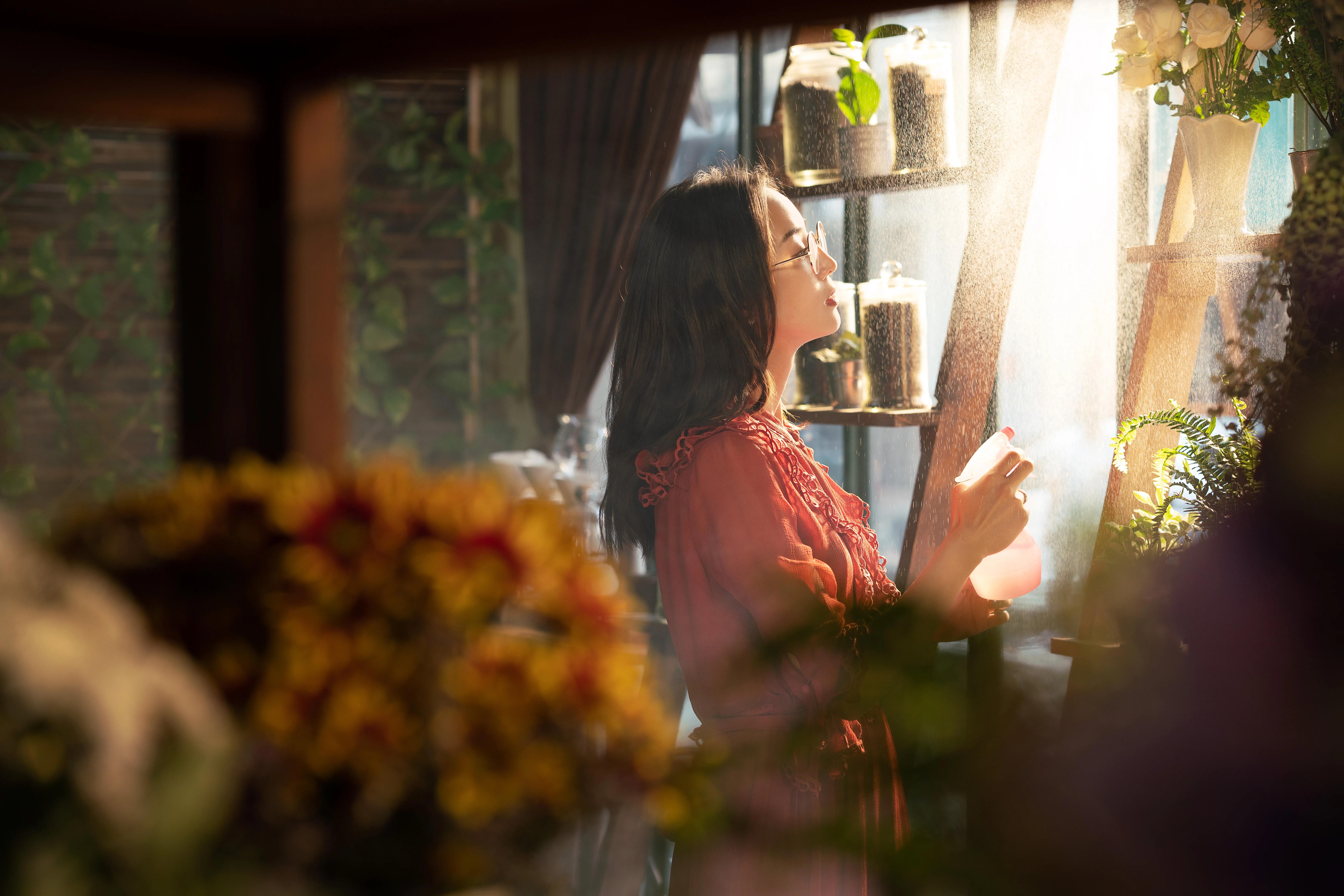 《唐人街探案》张钧甯lvy玫瑰红长裙高清原图