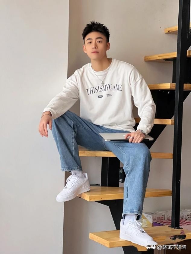 身高不到180的男生，少穿这3双鞋吧！邋遢显矮，不招女生喜欢