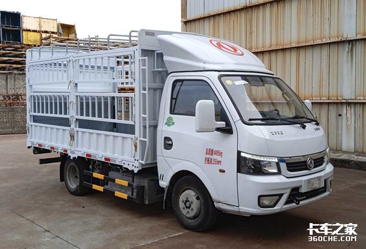 带隔板秒变"双层",符合新规的仓栅车来了