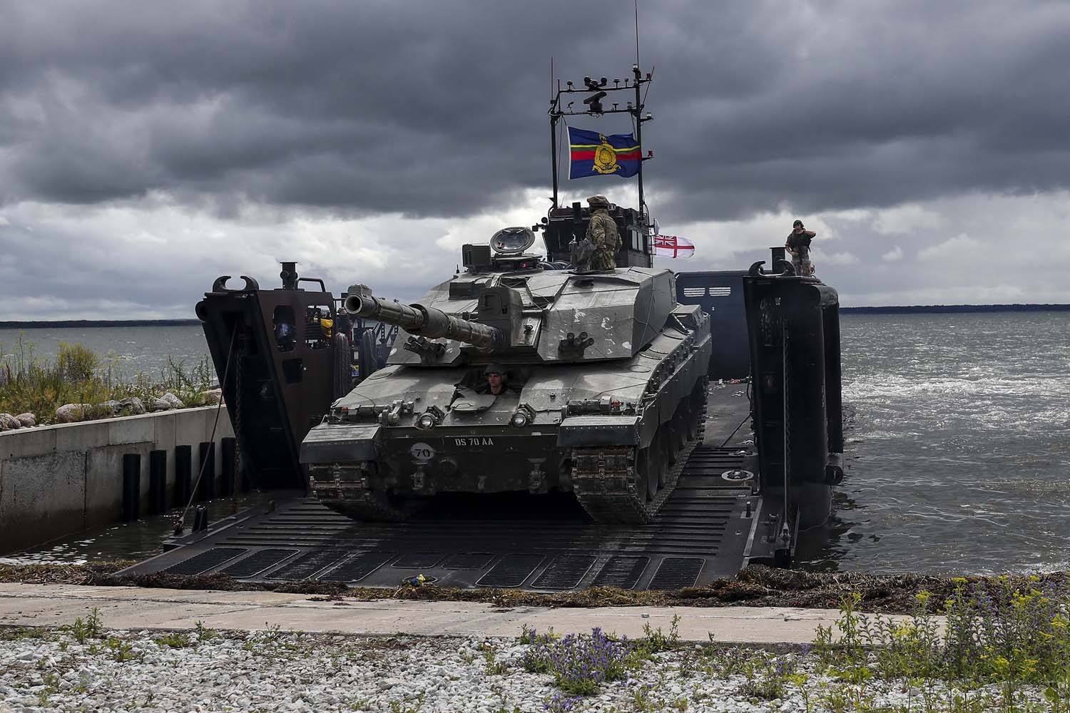 Ӣ������ս��2̹�ˣ�Ϊ������û����ս���������ļ�¼��