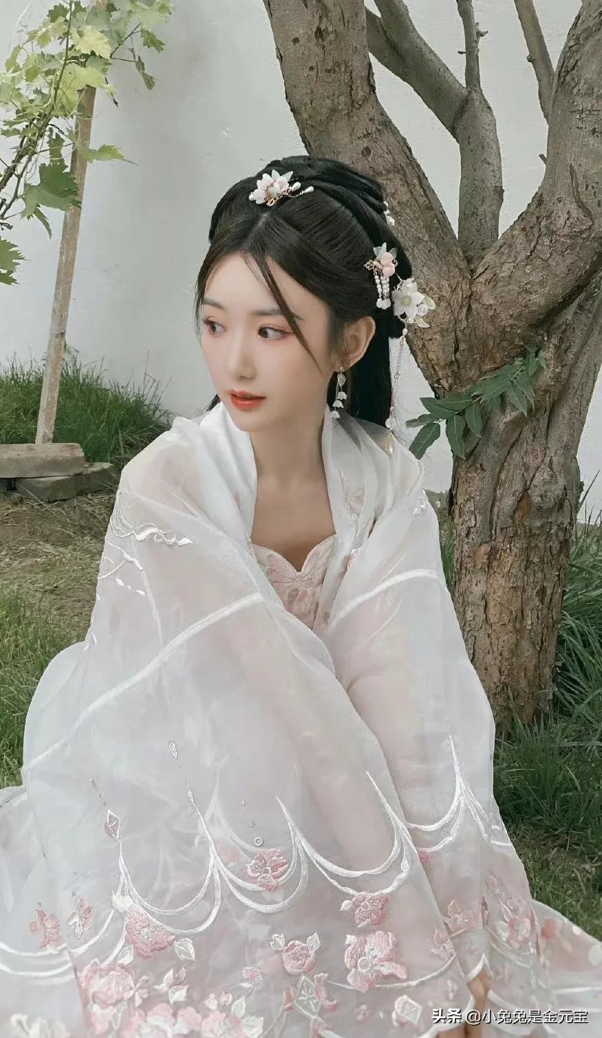 毛晓彤她的古装扮相真的好漂亮