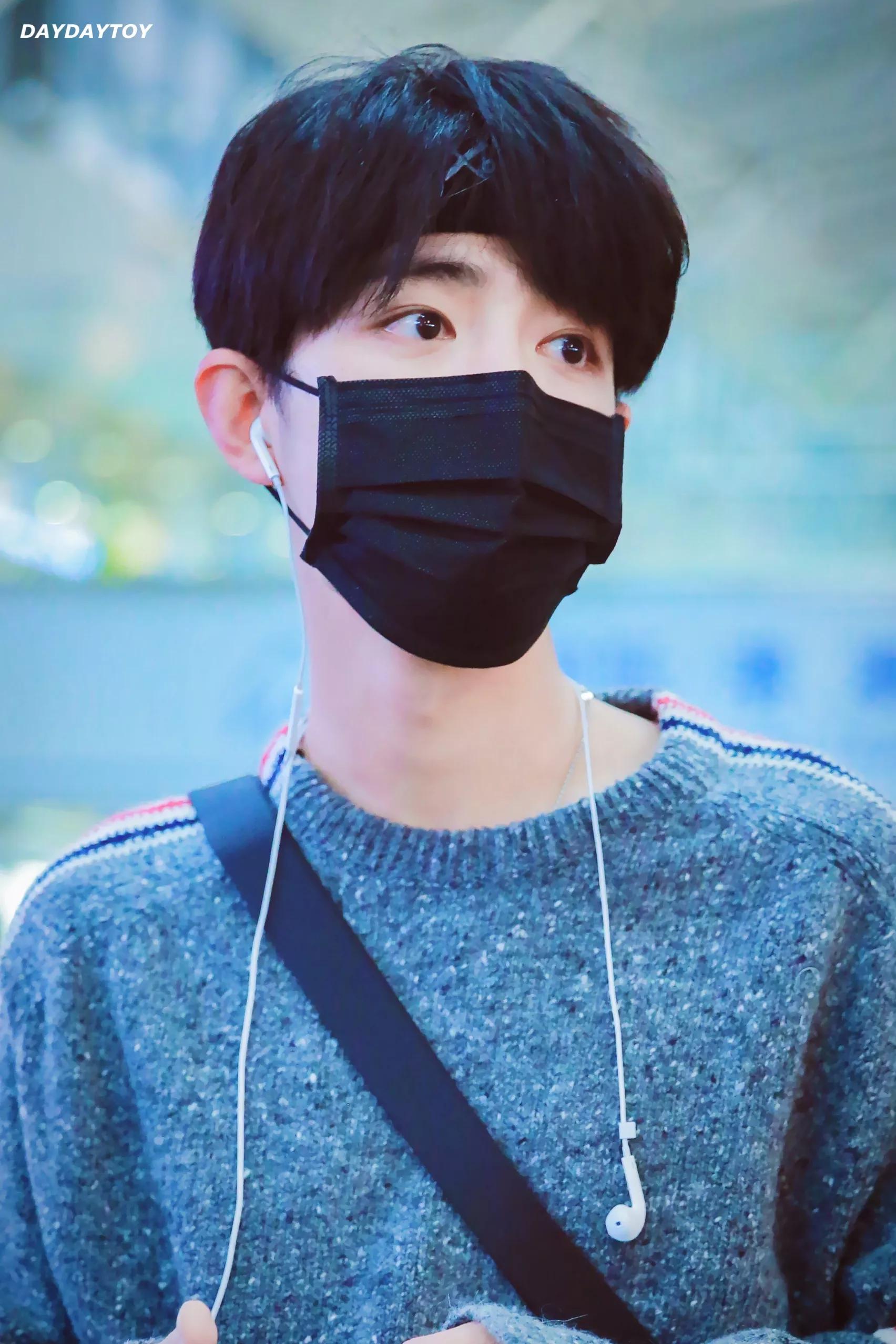 考古肖战:2018年9月—12月机场时间线汇总,今天请叫我收图狂魔