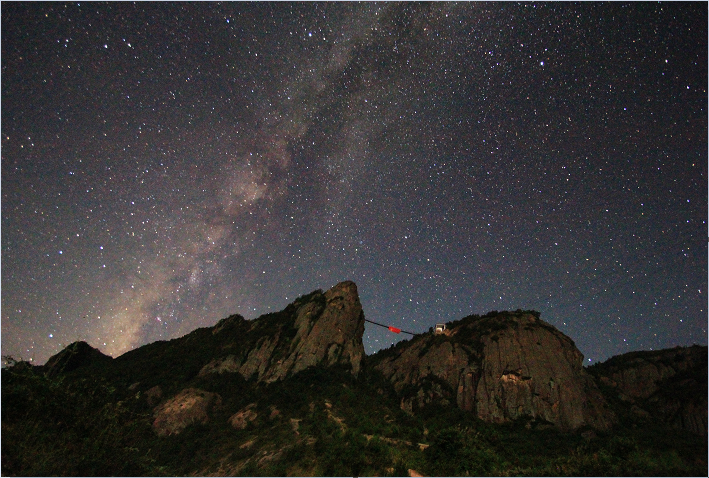 这个绝佳避暑纳凉胜地，让你感受23℃凉爽夏天，中惠旅石牛寨景区