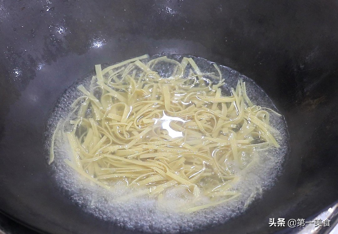 图片[3]-惊蛰将至 5种碱性食物要多吃 食材常见味道香 营养美味防春困-起舞食谱网