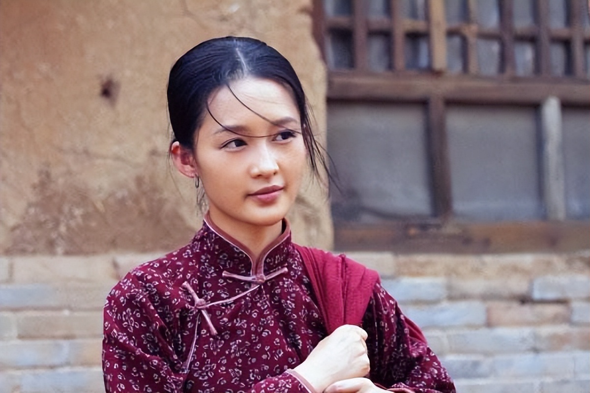 可鹿子霖这号人物绝不是省油的灯,他想着从田小娥这里得到好处