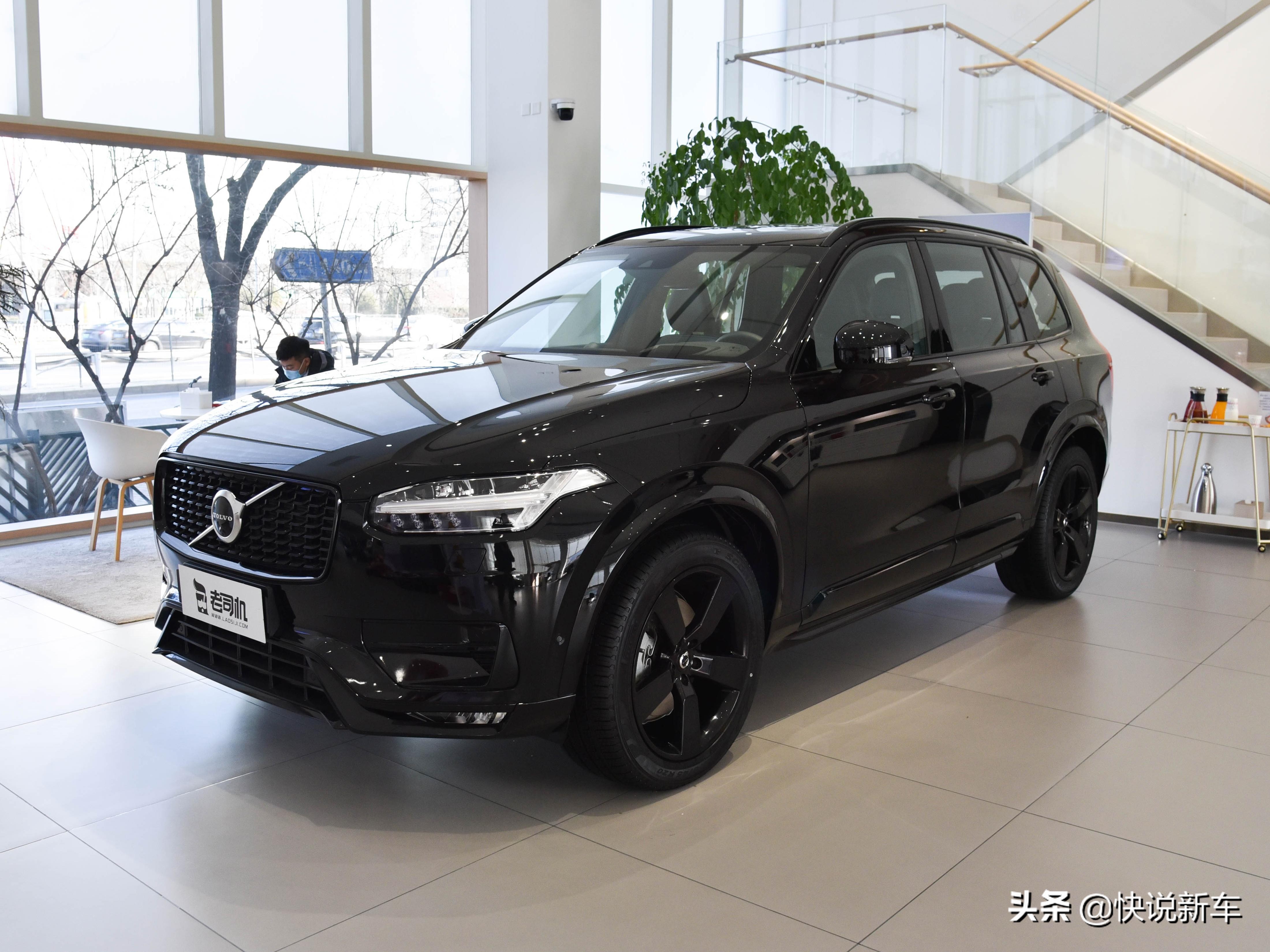 沃尔沃XC90最新动态：运动与舒适完美融合的豪华SUV