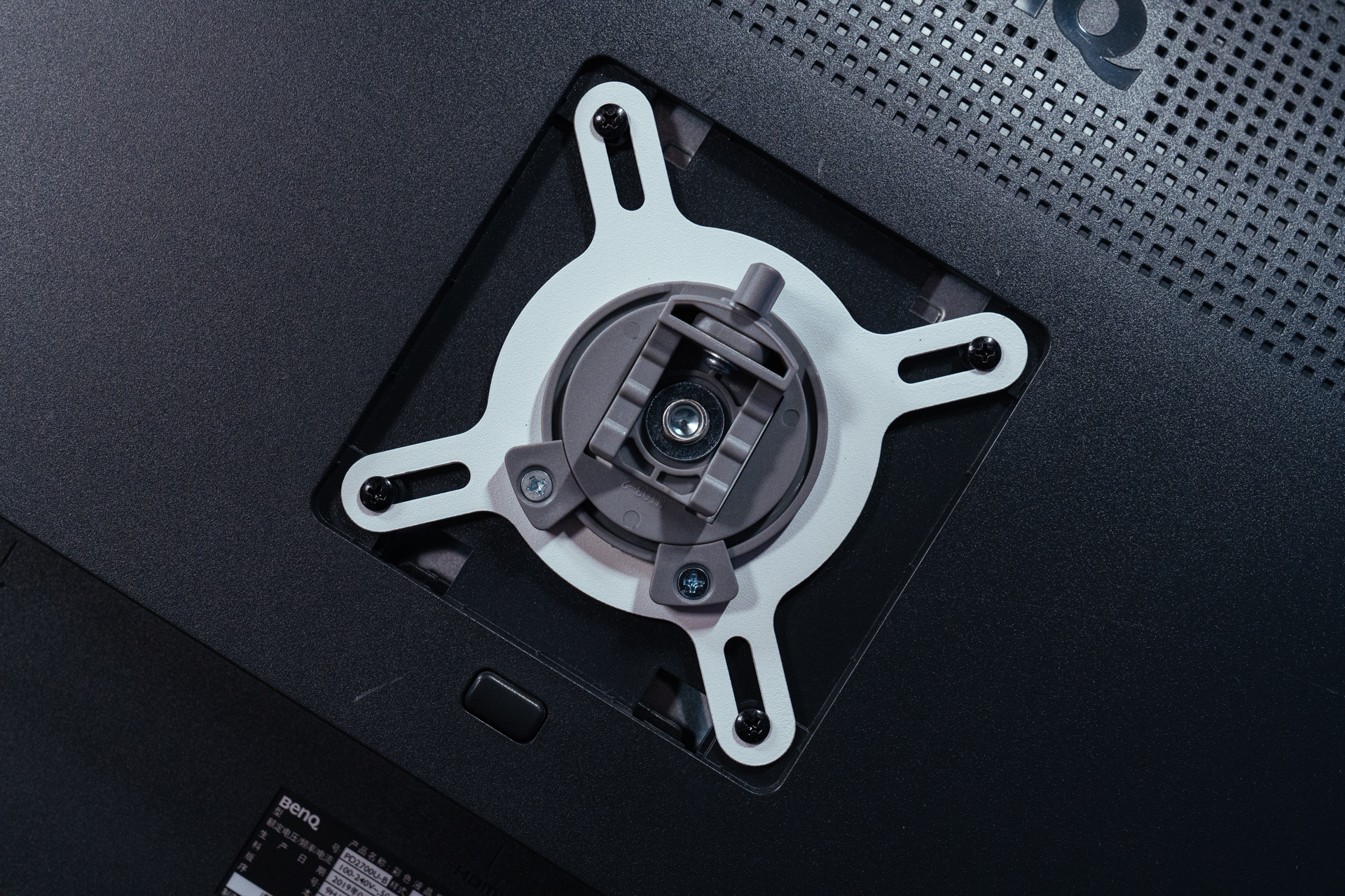 简洁条理，如何布置自己的办公桌面：轻办公好物分享