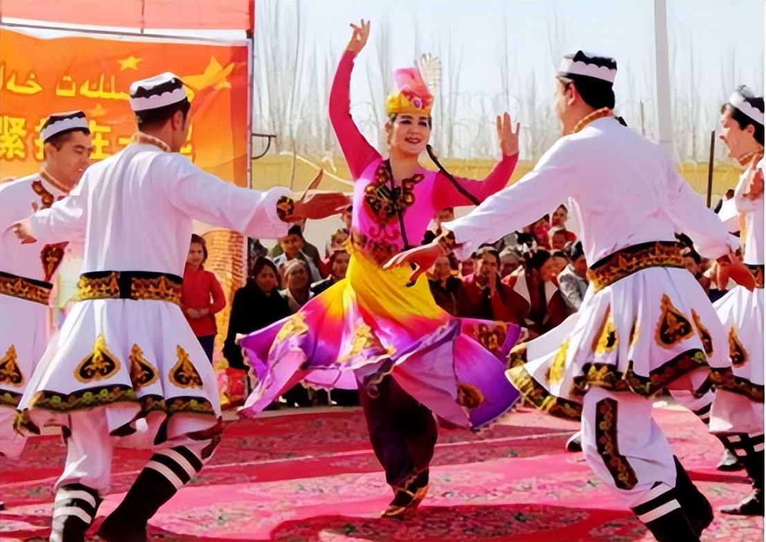 维吾尔族有什么节日（新疆维吾尔族主要的传统节日介绍）