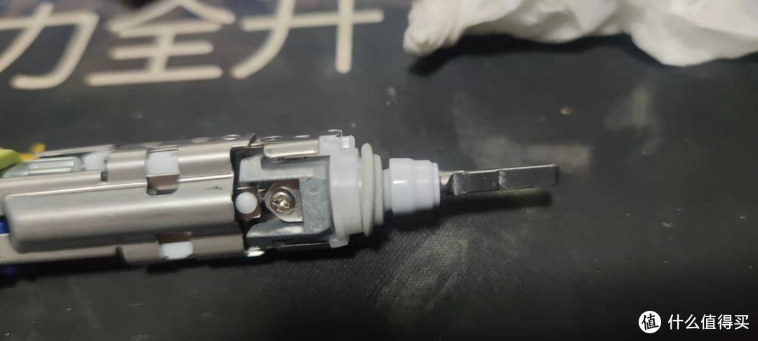 家电DIY：给电动牙刷更换密封胶圈