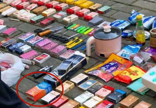 “五花八门，层出不穷”，大学生寝室“违禁品”，一个比一个有才