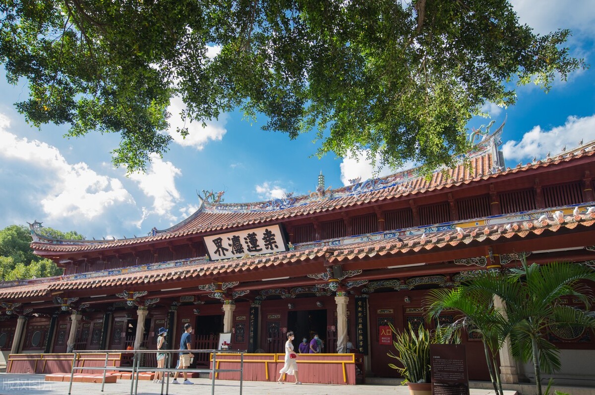 潘美不是奸臣，是北宋爱国名将；一生征战无数，死后配享太庙