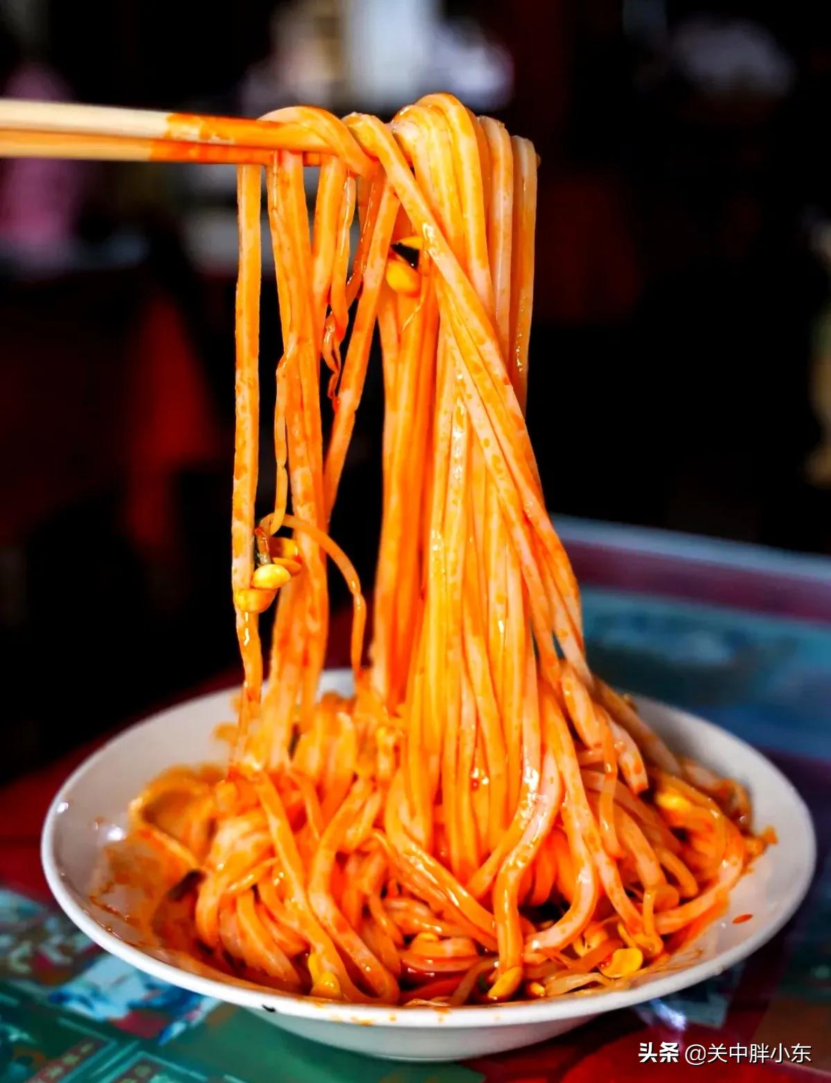 户县美食攻略，从早餐到晚餐，一天往返，口碑馆子和地摊，接地气