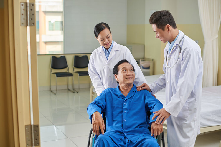 院长忠告：很多病其实不是病，只是人老了！别再把衰老当病治
