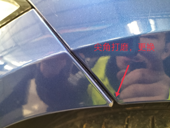 客戶網(wǎng)上某APP定的“精品”準新車，驗完車況卻讓他爆了粗口