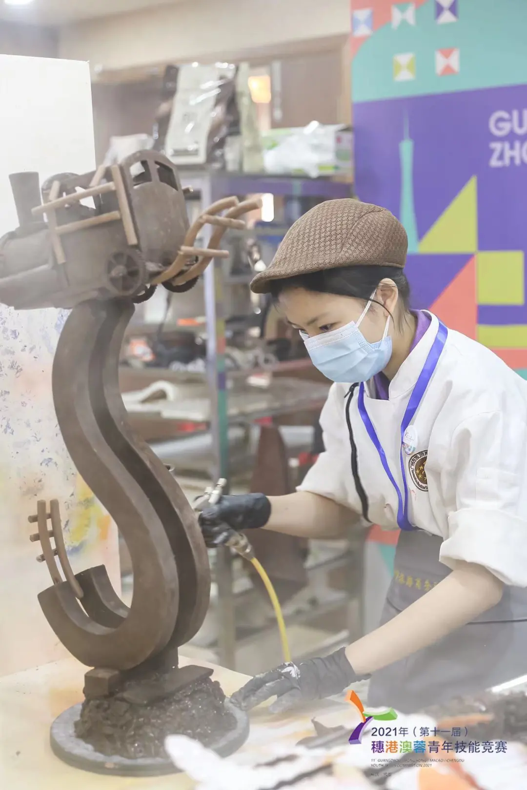 广州市旅游商务职业学校：展现青年工匠风范，勇夺西点厨艺金牌