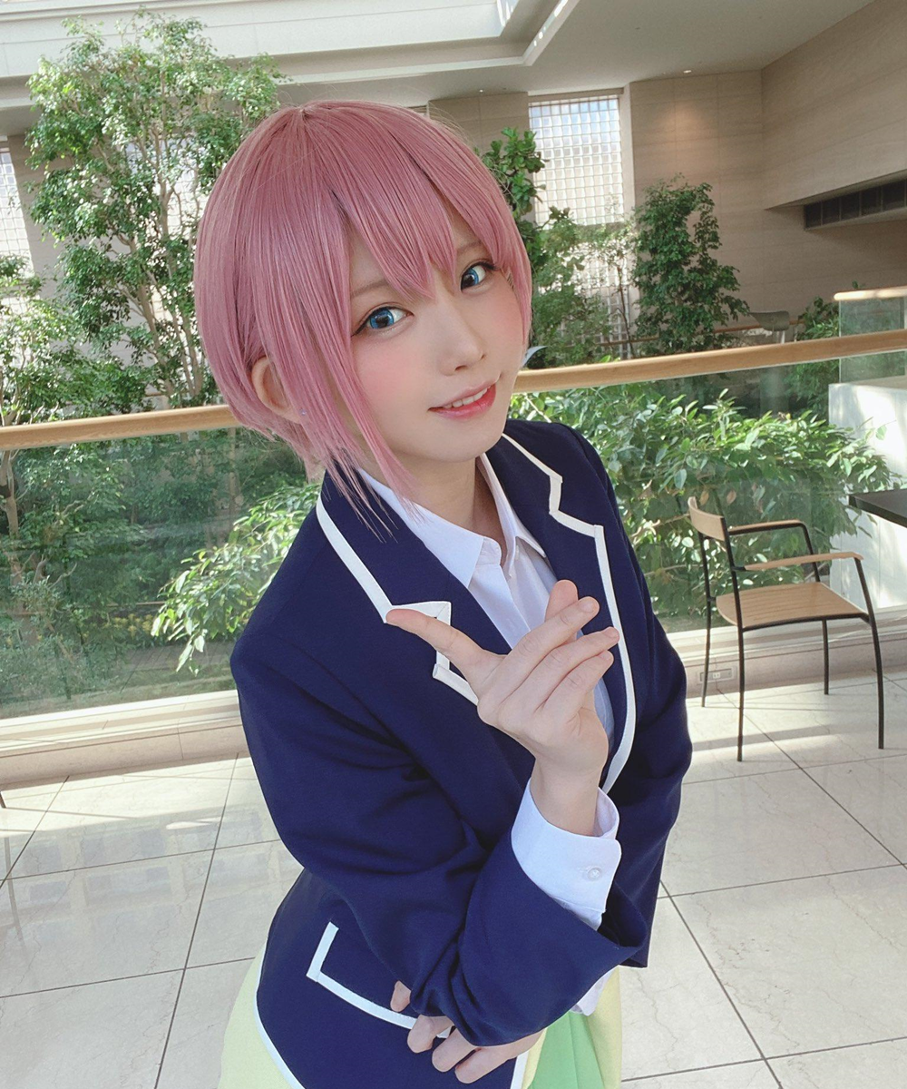 日本最强Cosplayer「えなこ」到底有多强？几分钟带你了解下！-哪边嗨