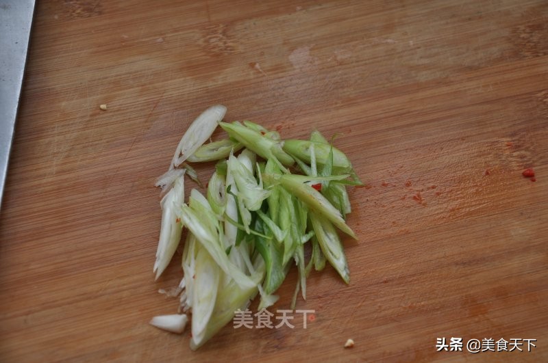 家常豇豆这样做，可以多吃好几碗饭！操作简单，喜欢你就试试吧