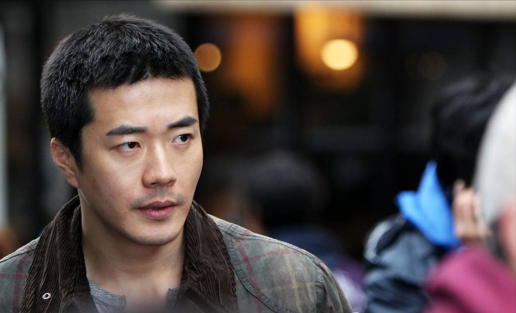 玄彬大婚！初代顶流男星境况几何？有人依旧活跃，有人“消失”