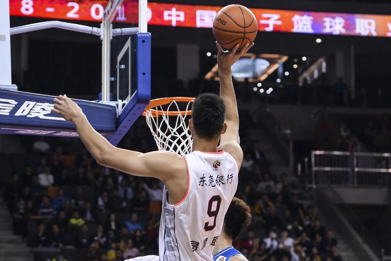 梁东根为什么没有去nba(中国男篮：我终究还是失去了你，易建联)