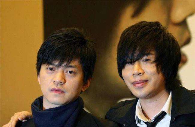 昔日华人偶像团鼻祖，如今却沦落乡镇走穴，水木年华为何落魄至此