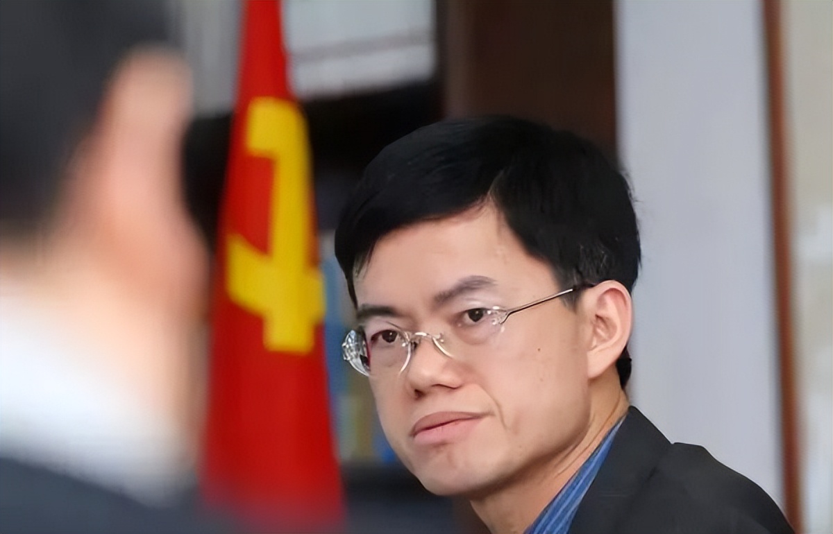 法律事务部职责（假期首日）