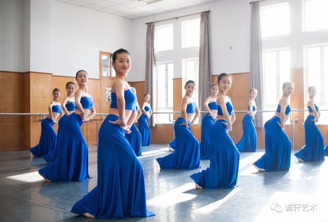 2022艺考-向前冲，我们在烟台广电等你