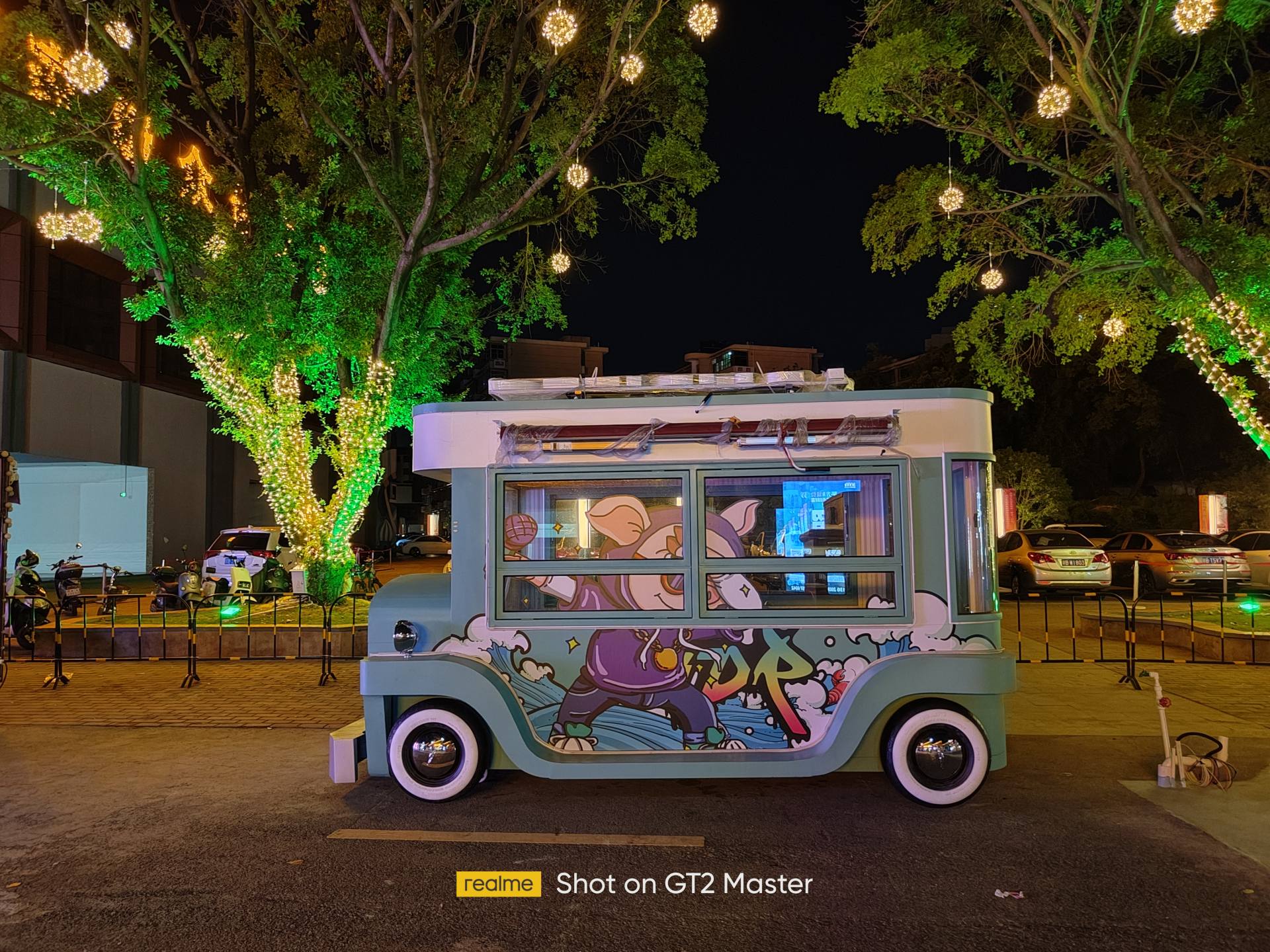 真我GT2大师探索版上手体验，性能质感双向在线