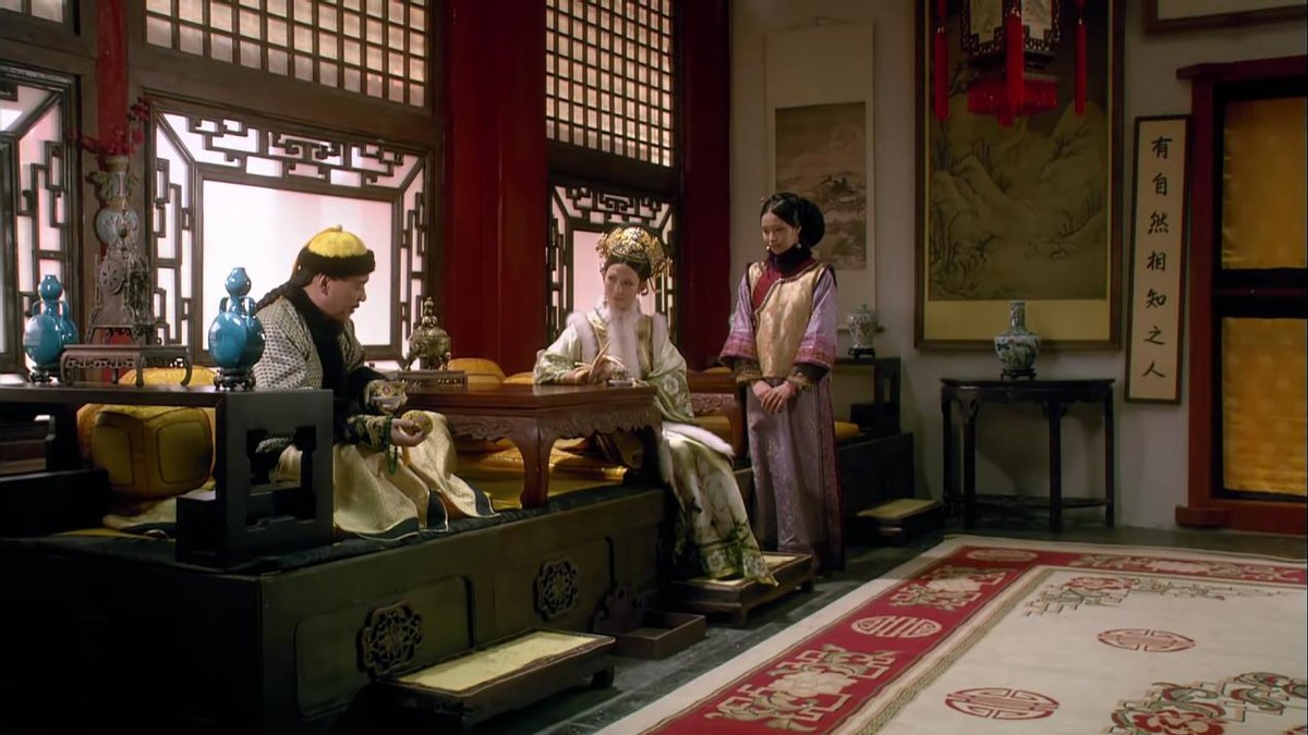 《甄嬛传》人物解析：10岁嫁人，16岁生子，雍正真的讨厌宜修么？