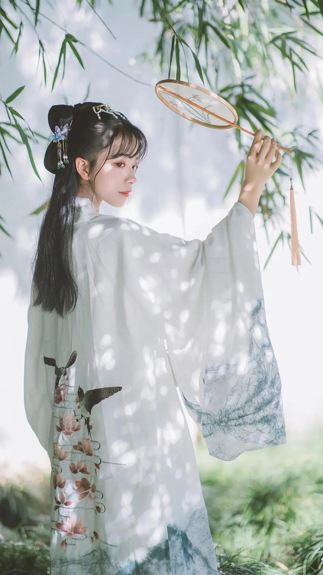 汉服小姐姐文案