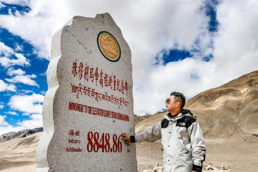游记｜换一种方式探索西藏，开一台传祺M8躺着去珠峰