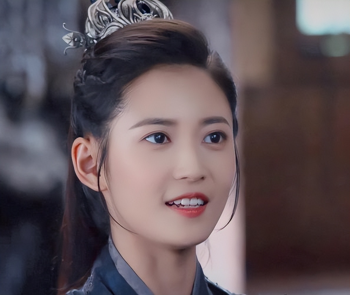 拥有"铜铃大眼"的女星,我只服这8位,杏眼桃腮,美得楚楚动人