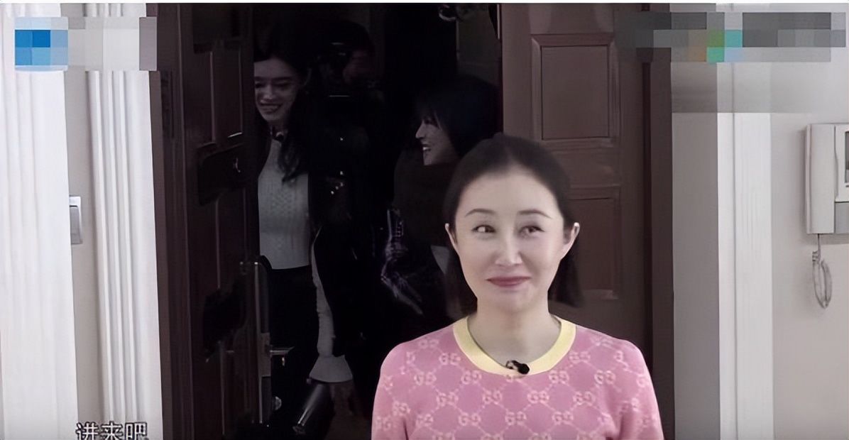 “一笑成名”谢依霖：凭借搞怪火遍两岸三地，一度成为小s接班人