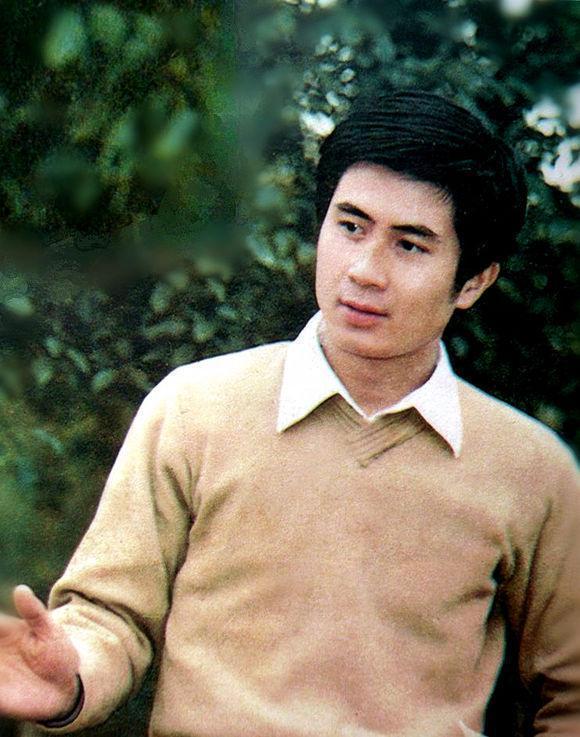 郭凯敏当红退隐误歧途11年2婚幸福美满儿子帅出新高度