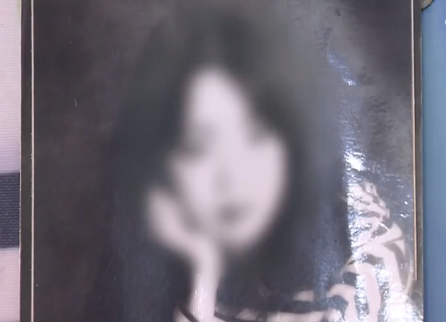 故事：湖南一女大学生精神失常，甘愿与50岁拾荒者生子，母亲崩溃