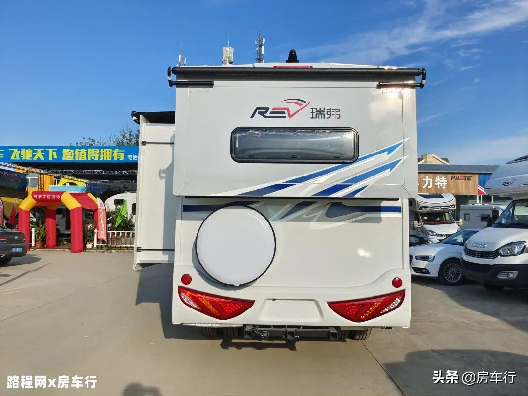 高端代名詞?這十三款進口依維柯房車各有千秋,你更喜歡哪一款呢