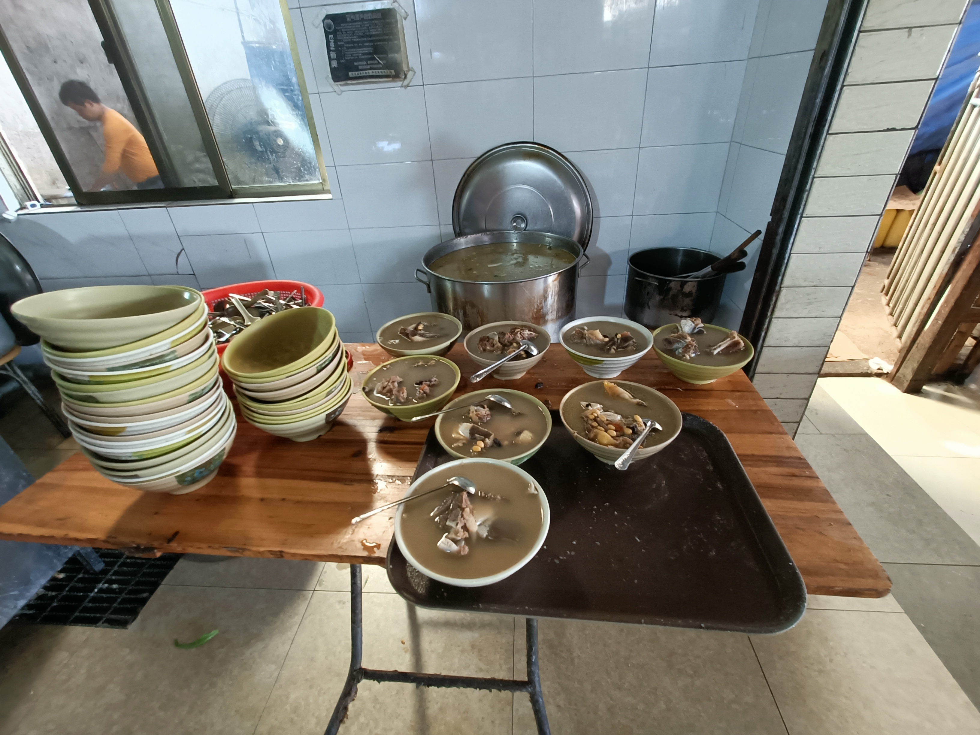 牛骨湯,牛骨湯的熬制方法及配料