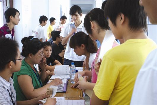 清华也拯救不了的“天坑专业”，让学霸被迫转学自救，到底有多坑