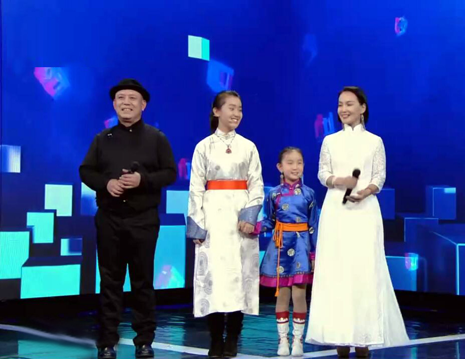 德德玛之子马克塔勒：心疼脑溢血偏瘫的母亲，像爱妈妈一样爱继父