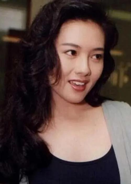 李丽珍：气质唯美，温婉迷人，魅力十足